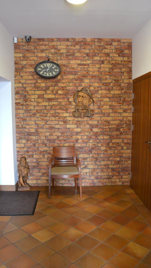 Tawerna Kaper Hotel Iława Kültér fotó