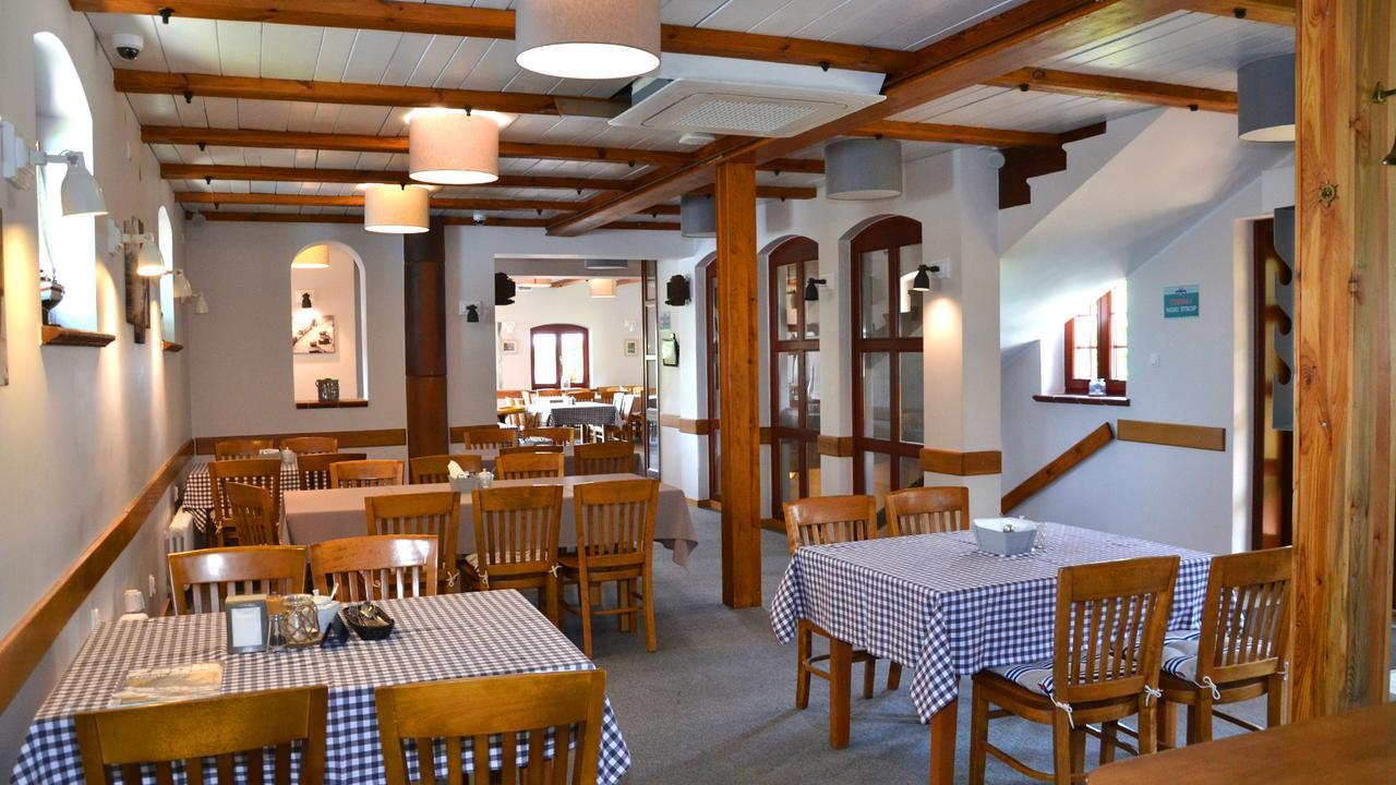 Tawerna Kaper Hotel Iława Kültér fotó